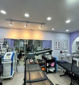 Giải Pháp Nội Thất Toàn Diện Với Trần Và Vách Thạch Cao: Xu Hướng Thiết Kế Hiện Đại 2025