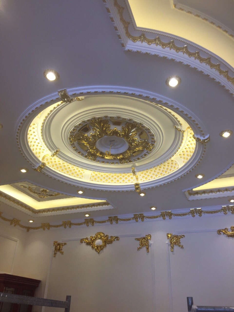 chuyen-thi-cong-tran-phao-chi-cong-uon-luon-khu-vuc-tphcm