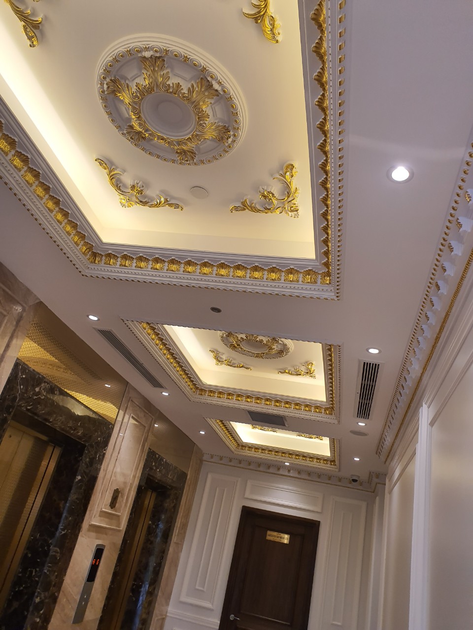 chuyen-thi-cong-tran-phao-chi-cong-uon-luon-khu-vuc-tphcm