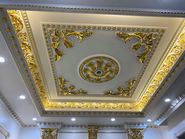 thi-cong-phao-chi-thach-cao-chi-co-dien-gia-re