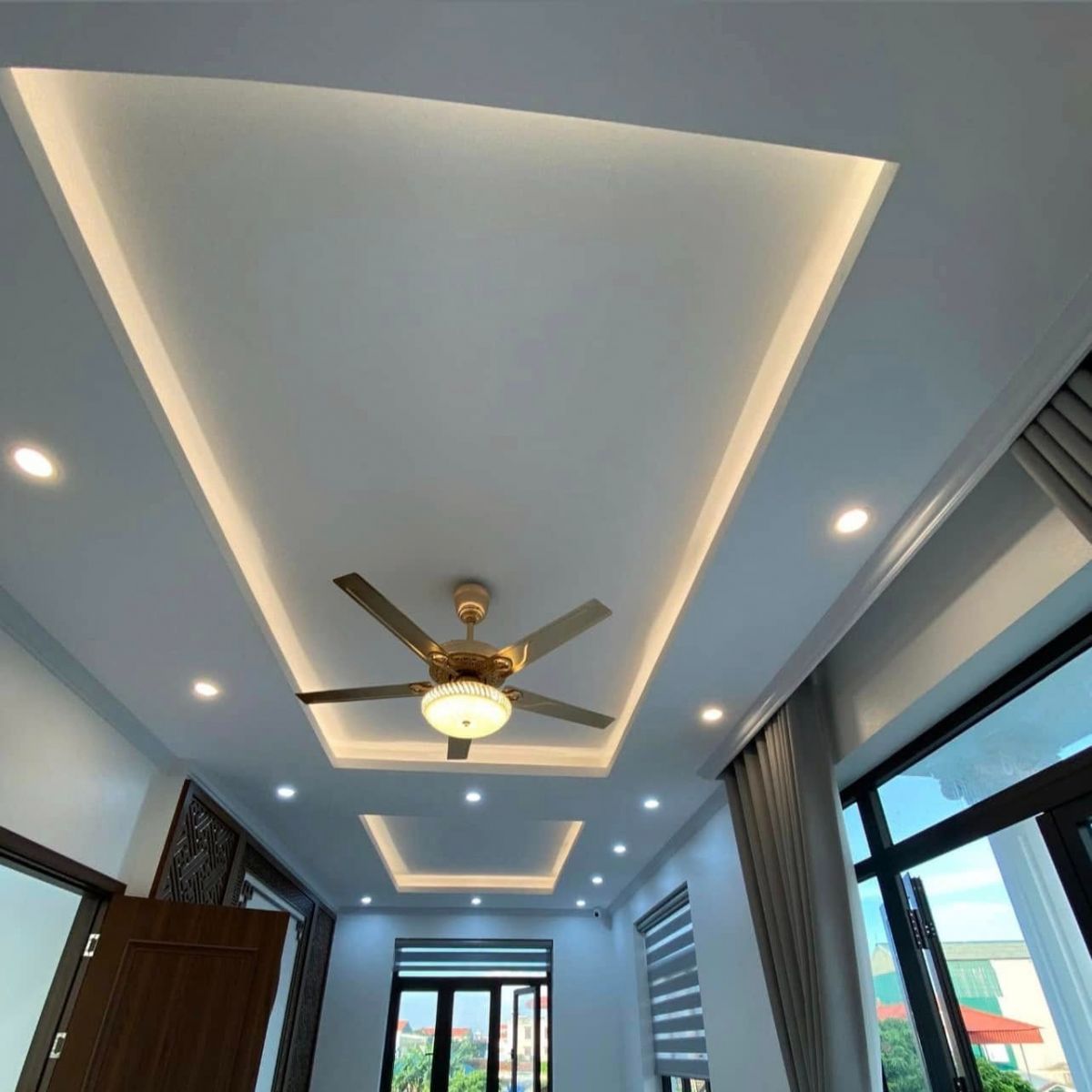 tran-la-phong-thach-cao-cho-nha-tro