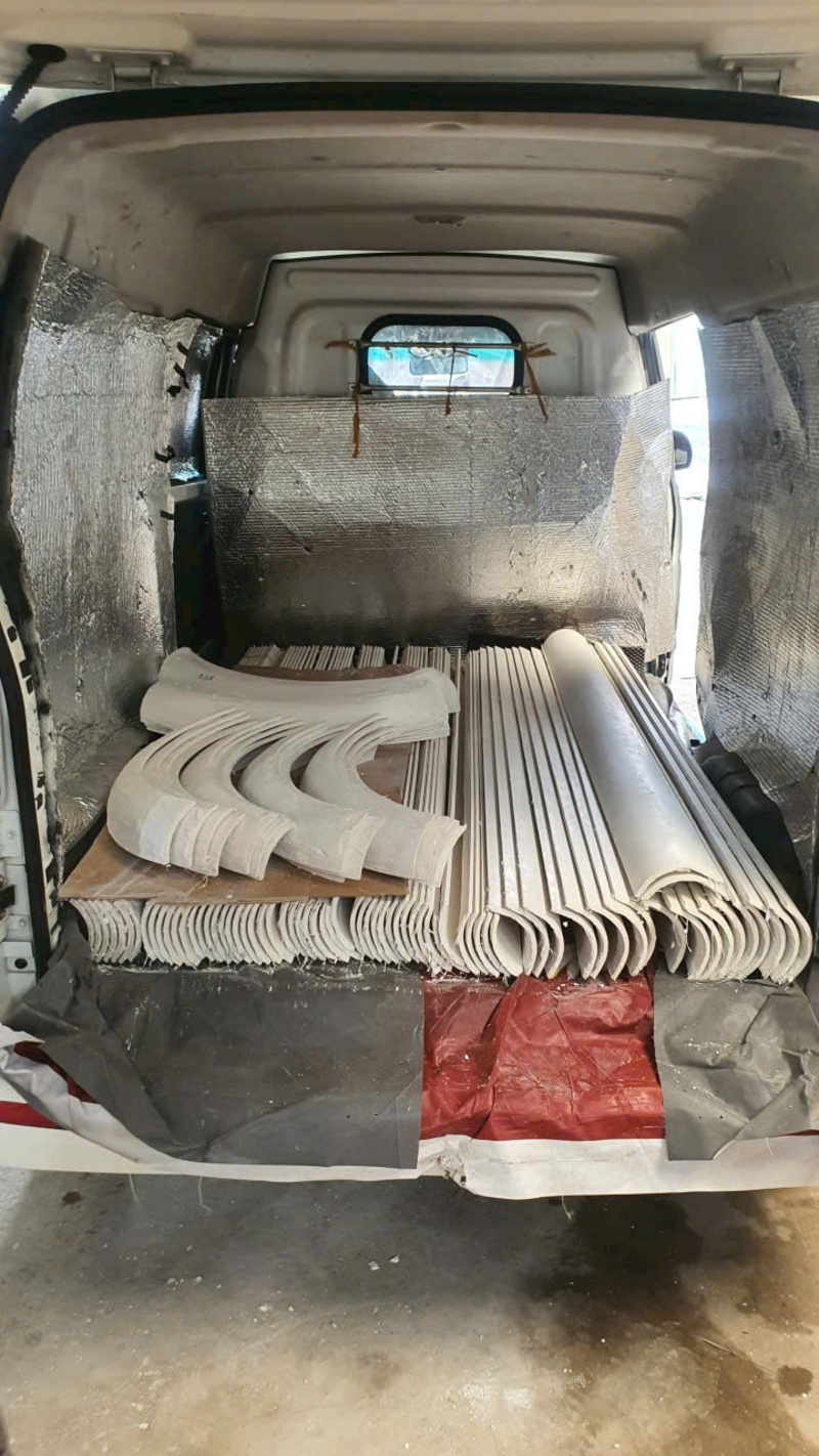 phào chỉ thạch cao uốn lượn