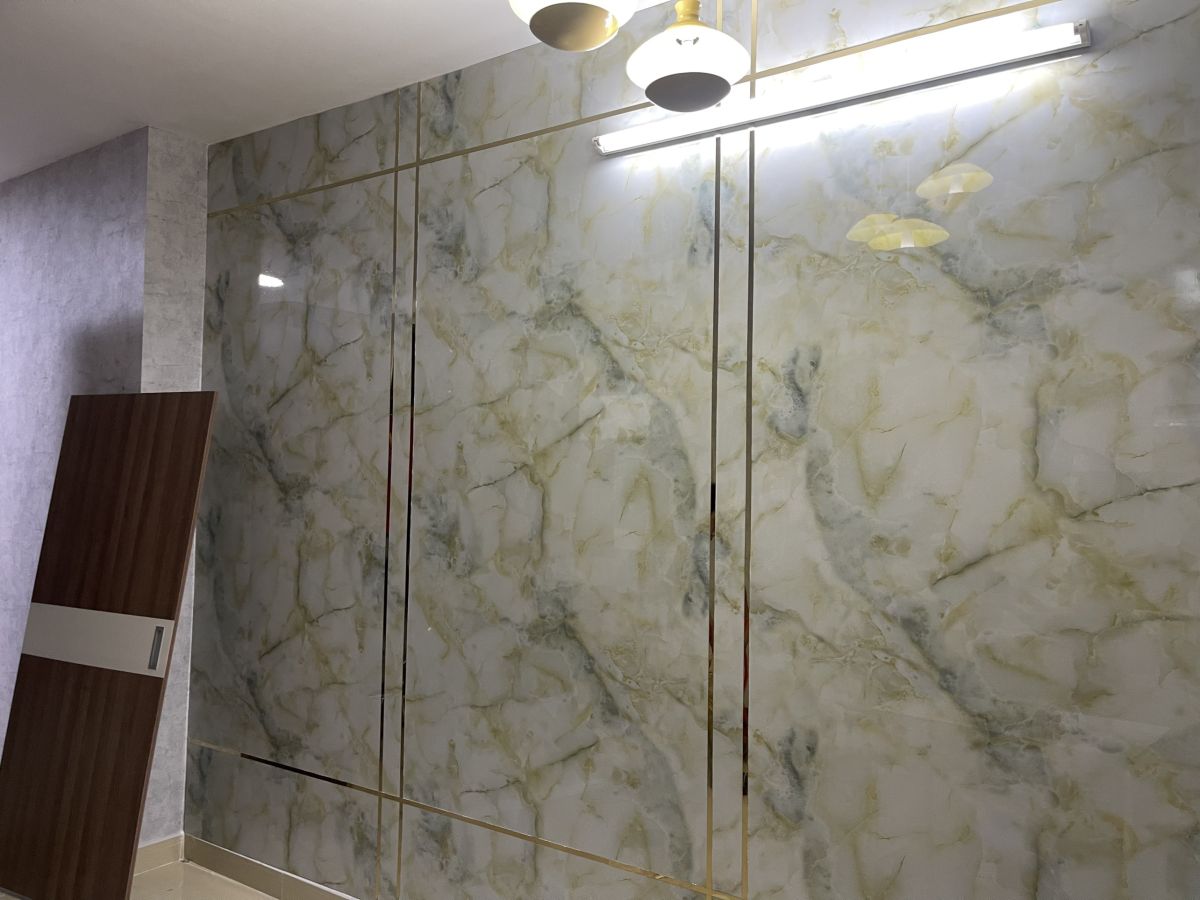 chuyen-lap-dat-tam-op-tuong-gia-da-tai-tphcm