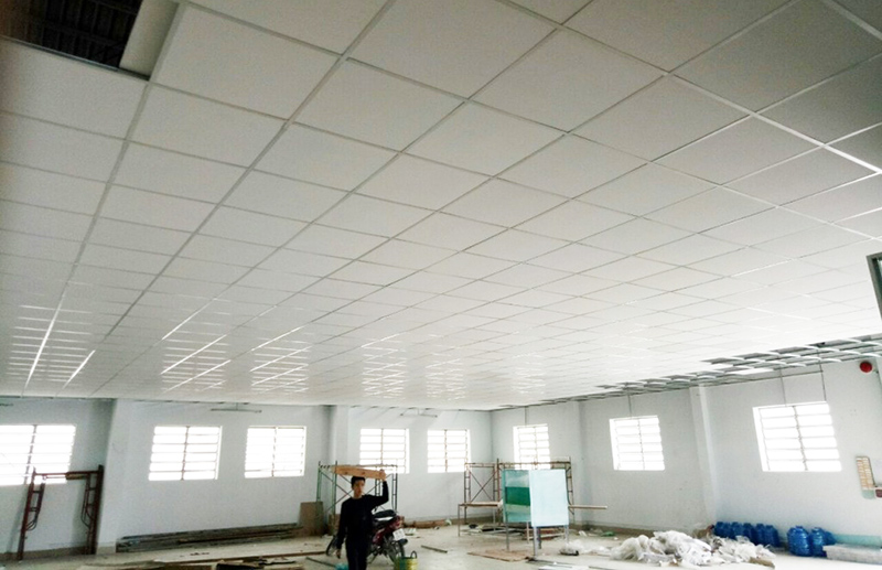 Thi công trần thạch cao nhà xưởng giá rẻ 